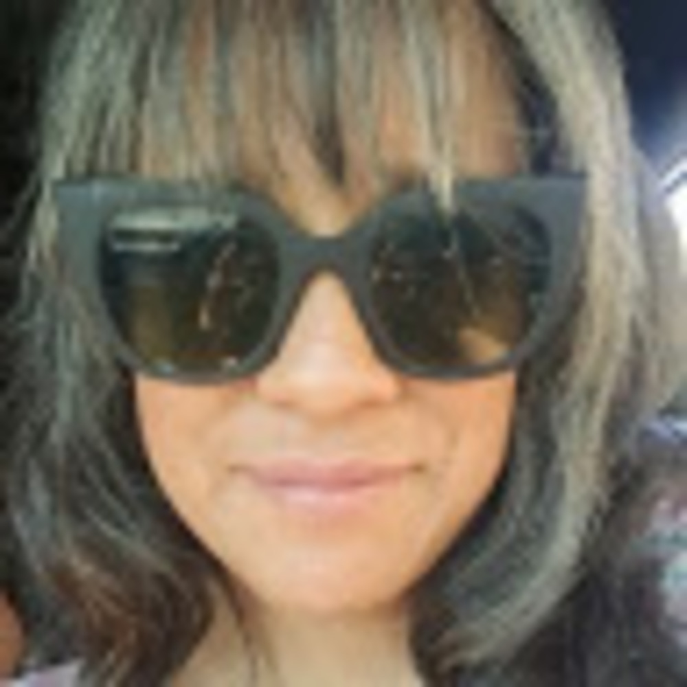 Meet your Posher, Crystal